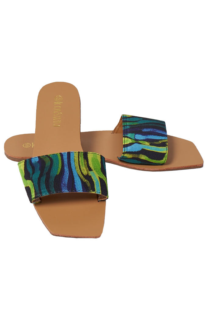 let it slide sandals-green abstract print - Icon